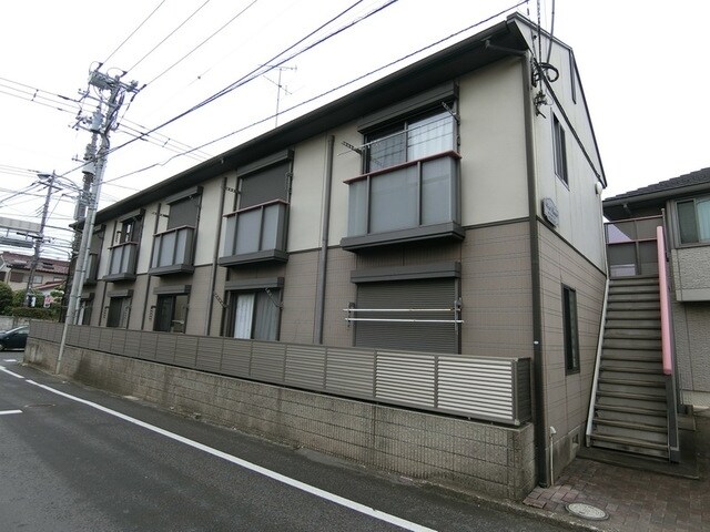 West Houseの物件外観写真