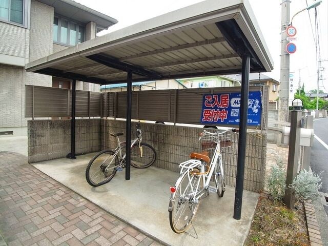 West Houseの物件内観写真