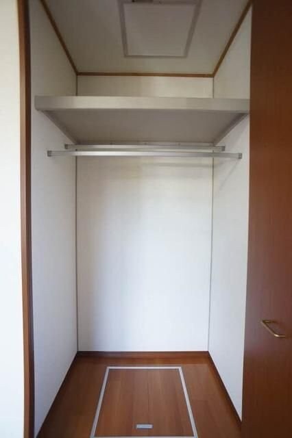 West Houseの物件内観写真