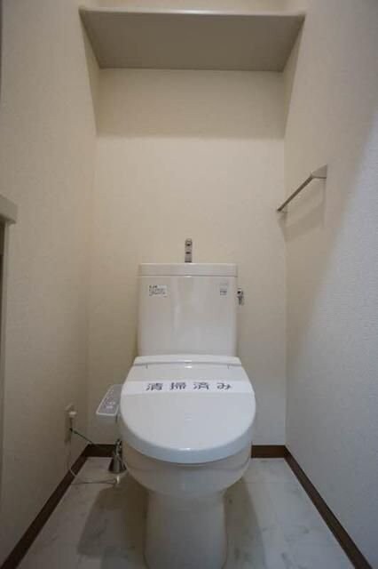 West Houseの物件内観写真