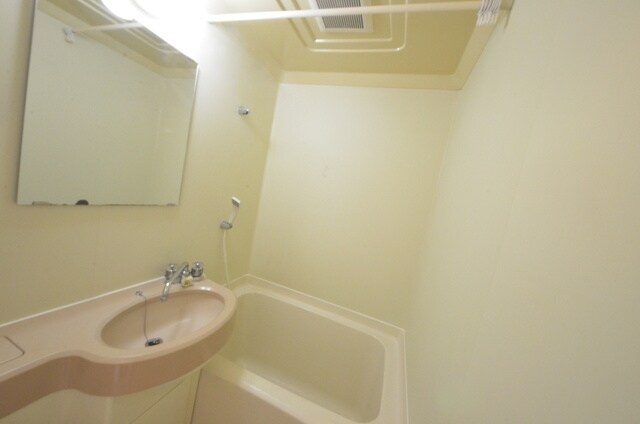 昭島コートエレガンスDの物件内観写真