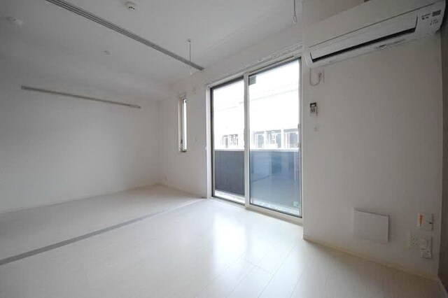 ルナマリア国立Aの物件内観写真