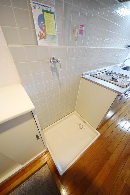 フローラルマンションの物件内観写真