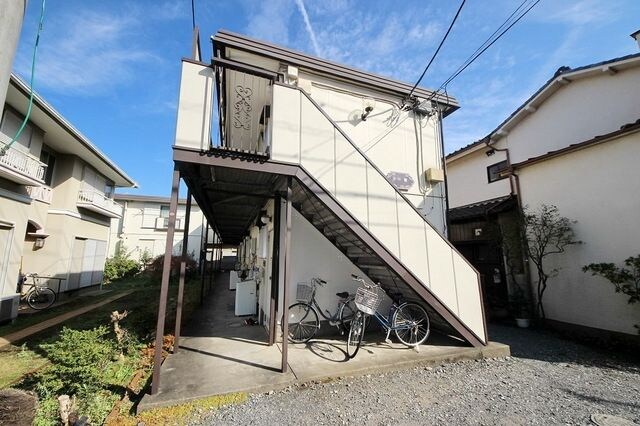 フォーブル関の物件外観写真