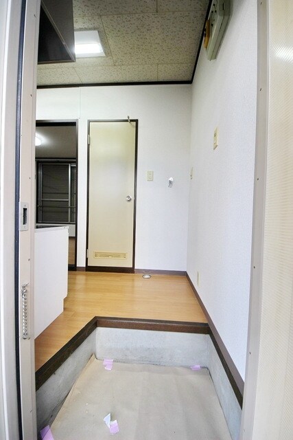 フォーブル関の物件内観写真