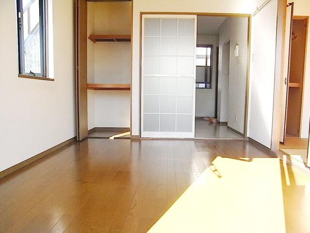 エントピア新秋津B棟の物件内観写真