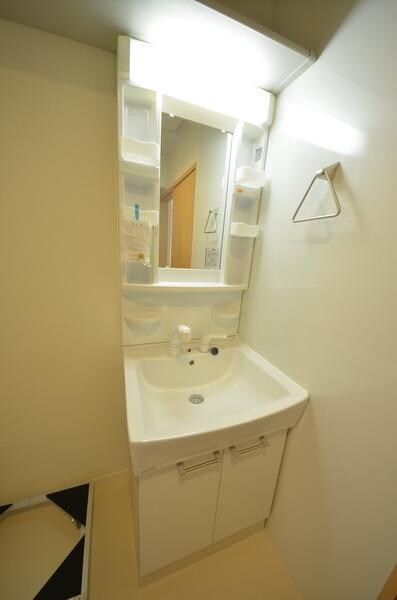 セレッソ国立の物件内観写真