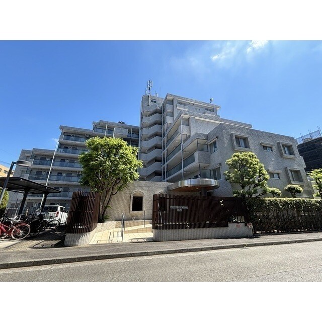 ロイヤルキャステージ恋ヶ窪の物件外観写真