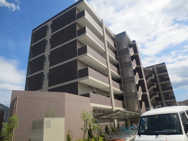 グラン クレシアの物件外観写真