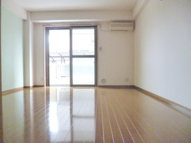 ロイヤルハイツFUJIの物件内観写真