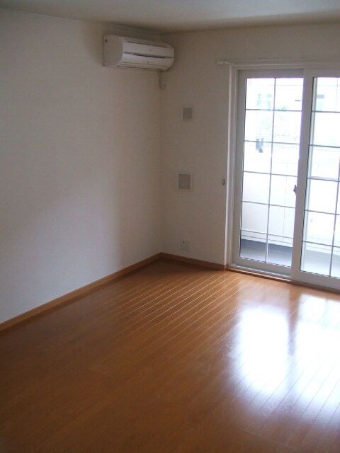 ローレルの物件内観写真