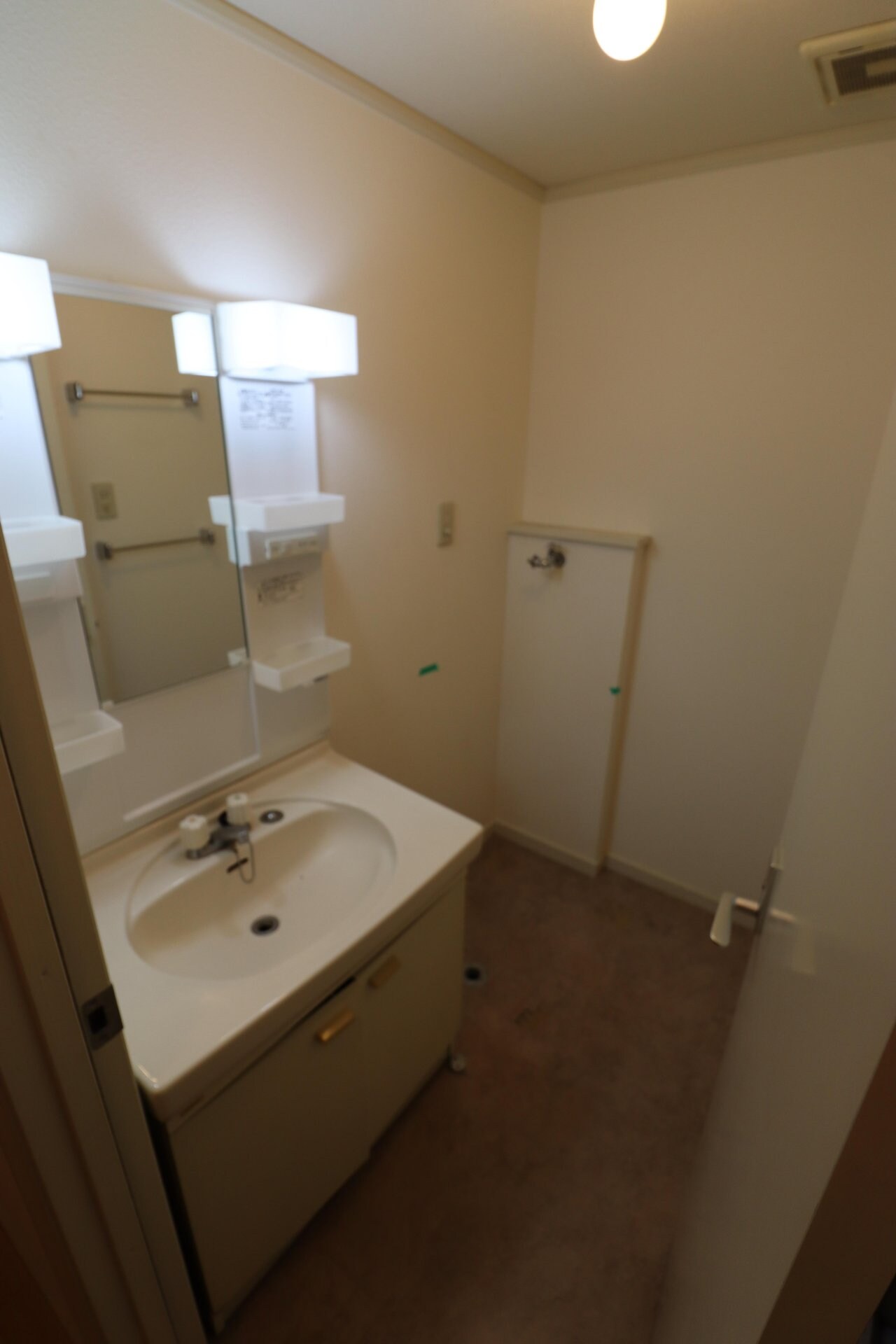 南浦和パークメゾネットの物件内観写真