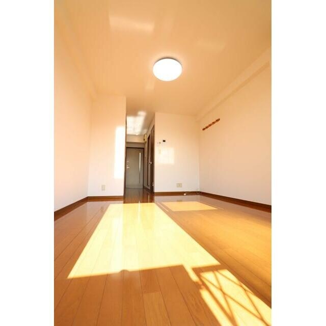 アドニスコートの物件内観写真