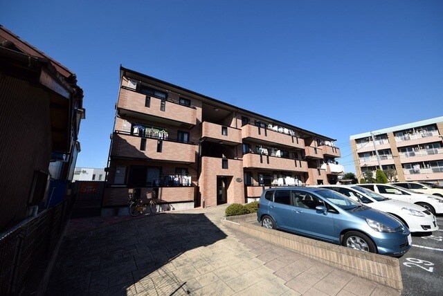 ベルデュール弐番館の物件外観写真