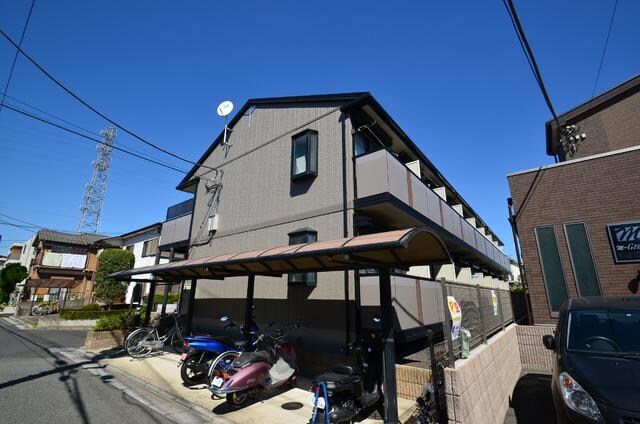 グリーンハイツの物件外観写真