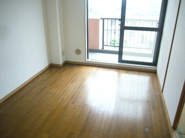 ハイクレスト喜沢南マンションの物件内観写真