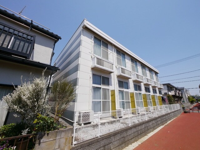 レオパレスPrinceの物件外観写真