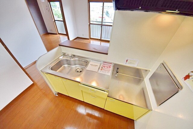 リリー坂下Bの物件内観写真