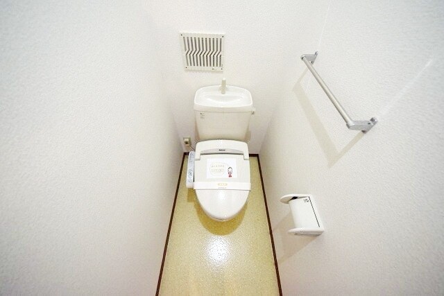 リリー坂下Bの物件内観写真