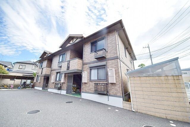 リリー坂下Bの物件内観写真