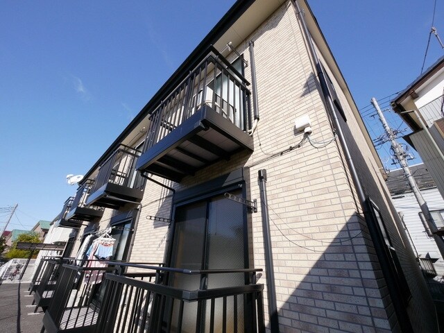 アムール四谷の物件外観写真