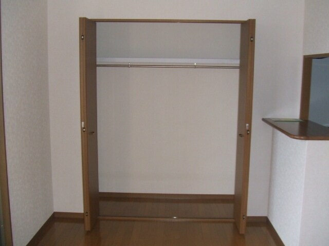 アンプルールフェールYAHAGIの物件内観写真