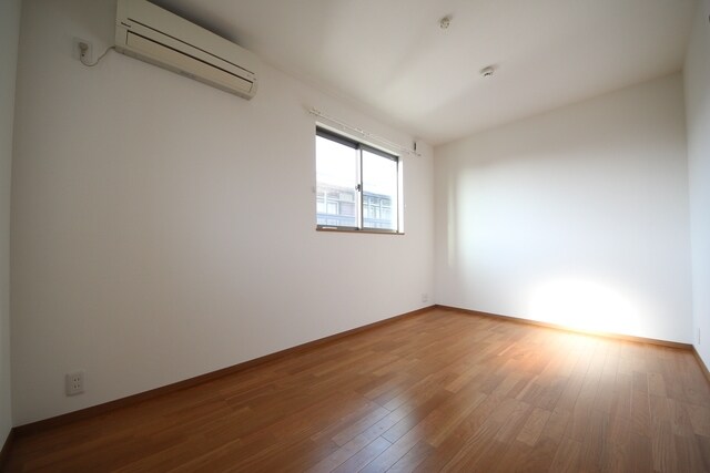 オレンジブーケD棟の物件内観写真