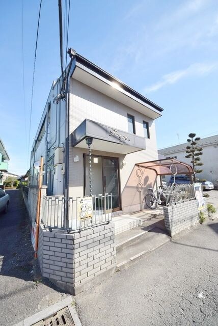 フレールの物件外観写真