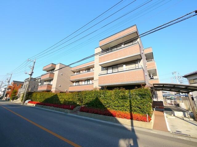 K・Uアイリスの物件外観写真