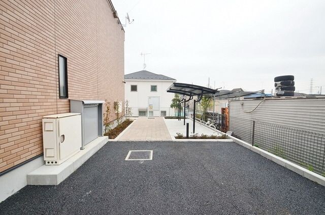 レオネクストレジナの物件内観写真