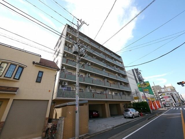 西川口グリーンマンションの物件外観写真