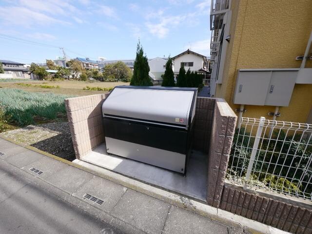 ローズパーク 壱番館の物件内観写真