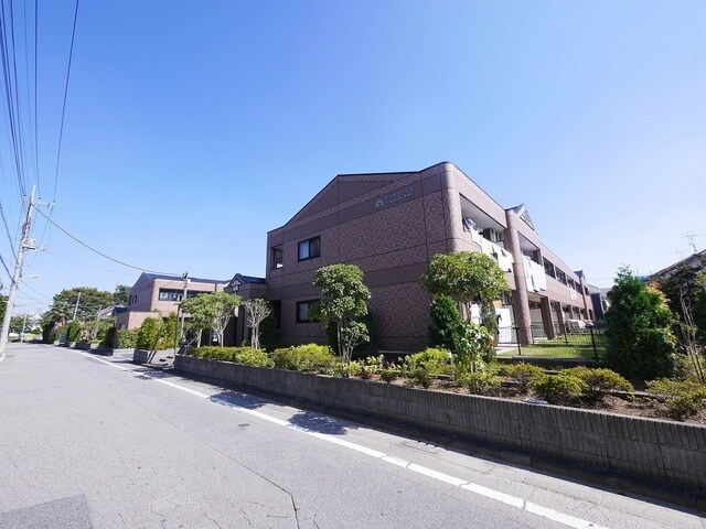 ガーデンヒルズNAKAYAMA壱番館の物件内観写真