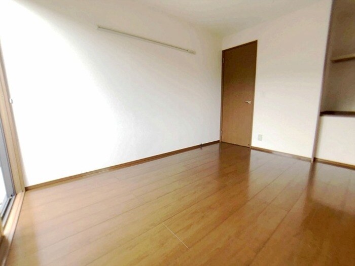 プリムローズVIの物件内観写真