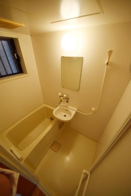 中央コータース二番館の物件内観写真