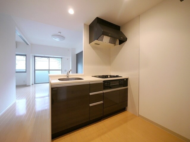 リリー・ラ・アルディスの物件内観写真