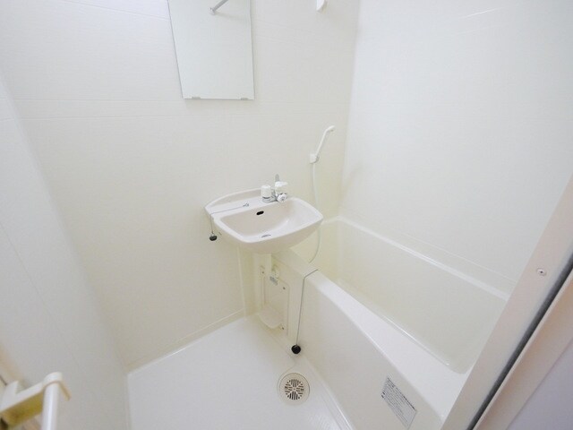 レオパレスプレミール中浦和Iの物件内観写真