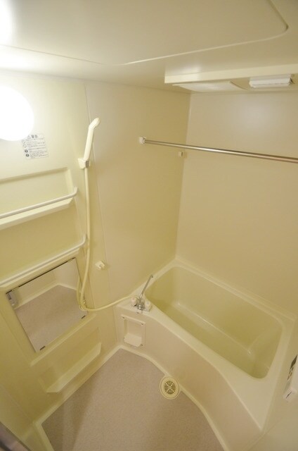 ウィスタリアの物件内観写真