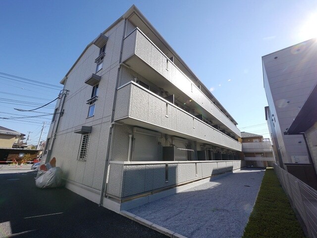 エントピアの物件外観写真