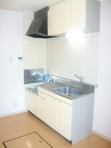 メゾネット・アミの物件内観写真