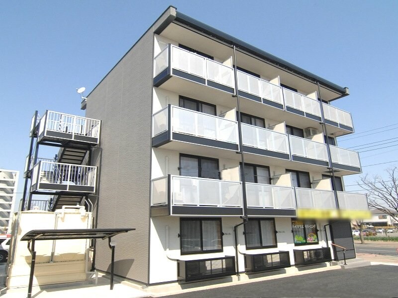 レオパレス新白岡の物件外観写真