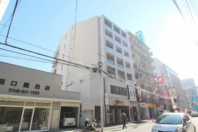 ラ・セネシオの物件外観写真