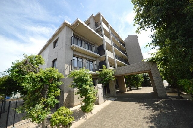 鴻巣東ハイツの物件外観写真