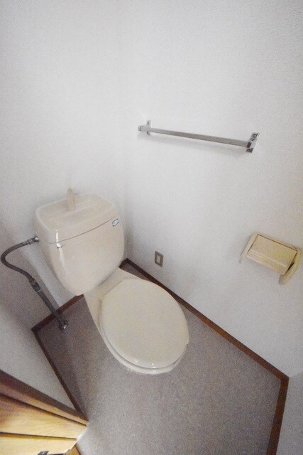 フラット花井弐番館の物件内観写真