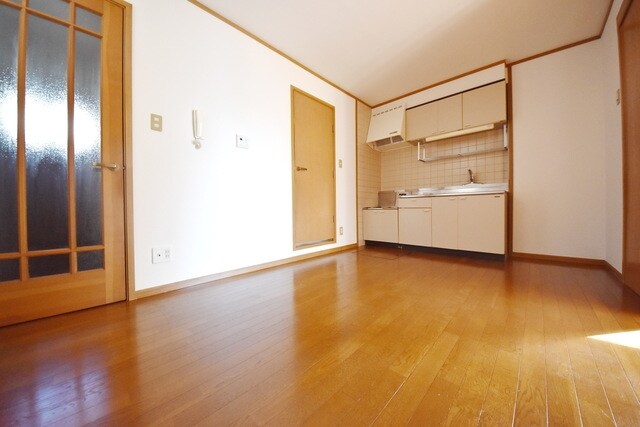 フラット花井弐番館の物件内観写真