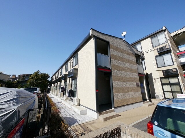 レオパレスサウスブライトの物件外観写真