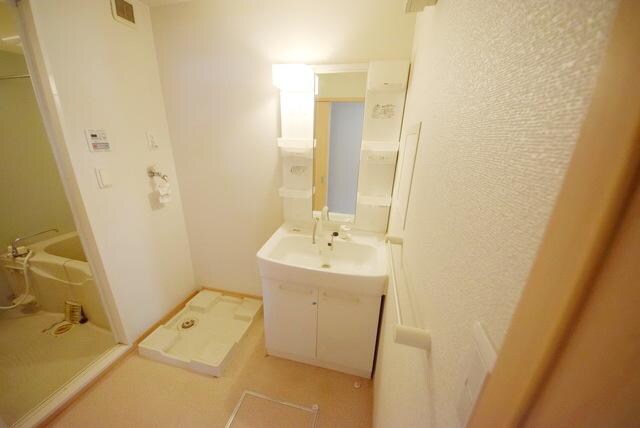 ローズパーク壱番館の物件内観写真