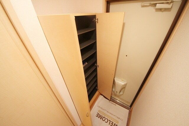 ウィスタリアDの物件内観写真