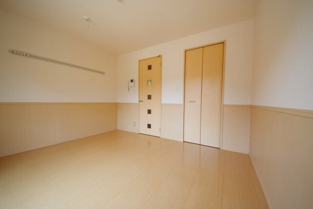 ウィスタリアDの物件内観写真