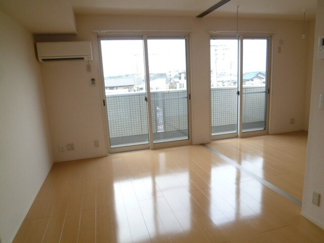 サニーウエルの物件内観写真